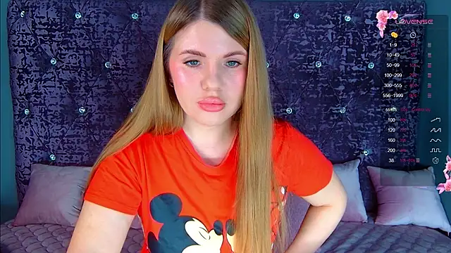 NoraBigAss online show from 03.09.26