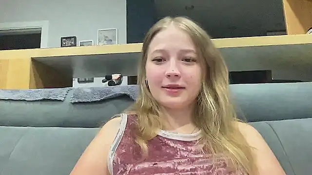 CharmingSarah online show from 11.13.25