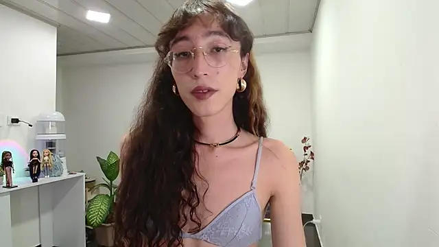NicoleCortez online show from 01.14.25