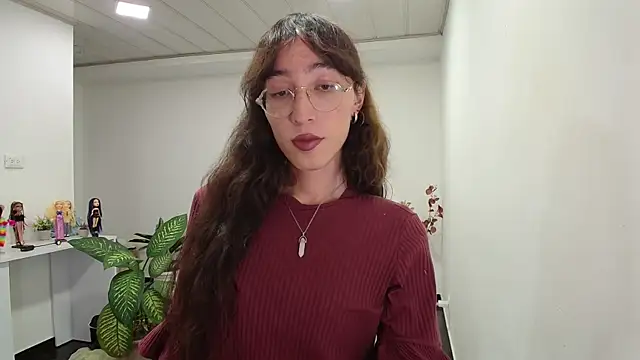 NicoleCortez online show from 03.23.25