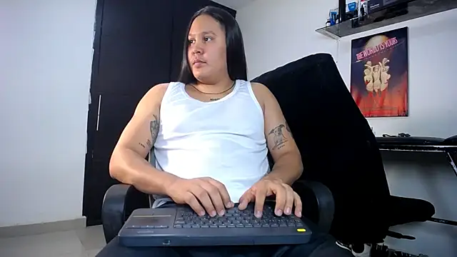 Snapshot of junaiker_roa chatting on 11.06.25 junaiker roa online show from 11.06.25