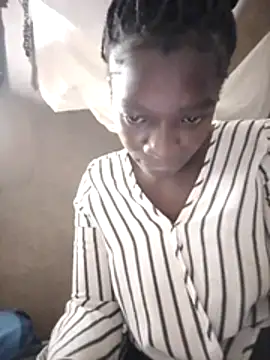 shape30 online show from 12.15.25