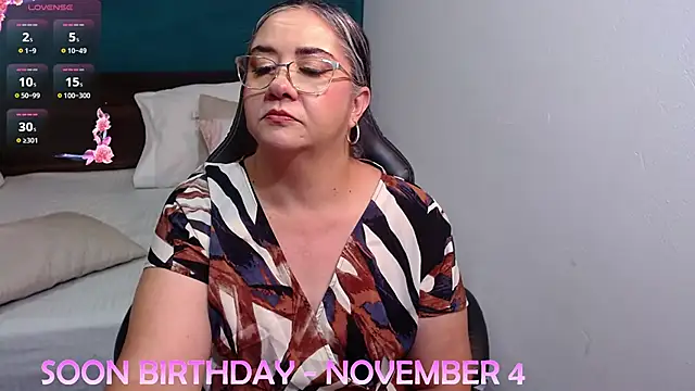 scaelettdubois online show from 11.05.25