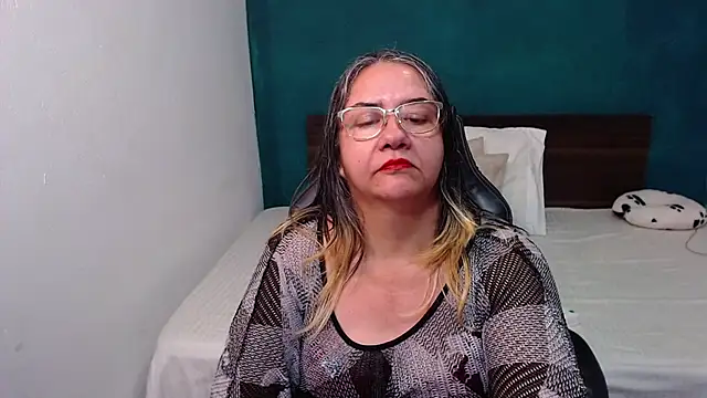 scaelettdubois online show from 11.15.25