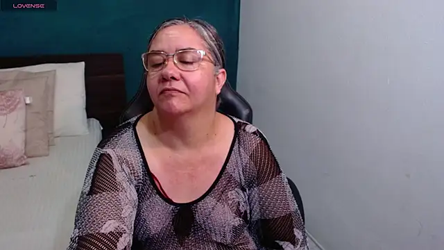 scaelettdubois online show from 02.14.26