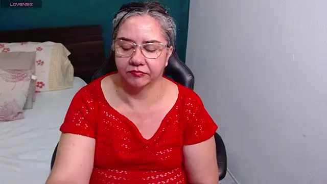 scaelettdubois online show from 03.08.26