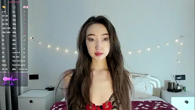  luna 022 online show from 10.24.25