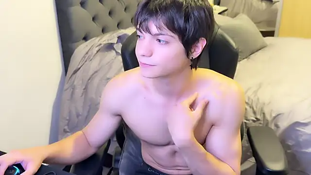 SasukeUhchiaa online show from 03.06.25