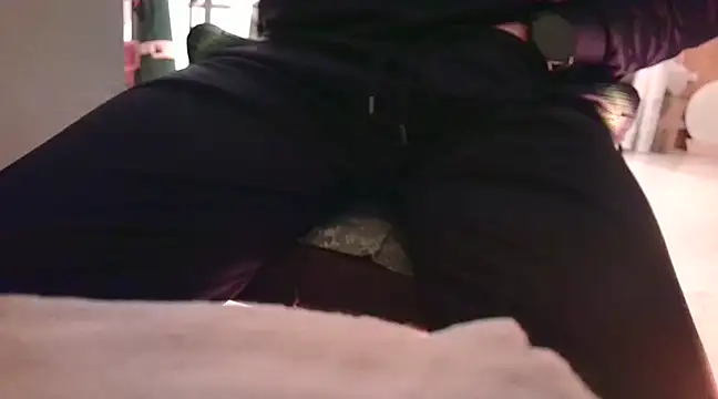 Snapshot of thebigshow_cp2022 chatting on 01.17.25 thebigshow cp2022 online show from 01.17.25