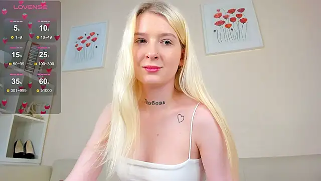 rosa mariposa  online show from 03.06.25