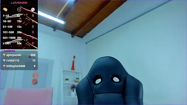 AlessiaMarcu- online show from 03.14.25