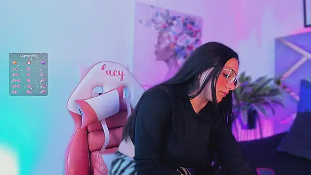 lucy neil online show from 11.02.25