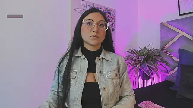 lucy neil online show from 01.06.26