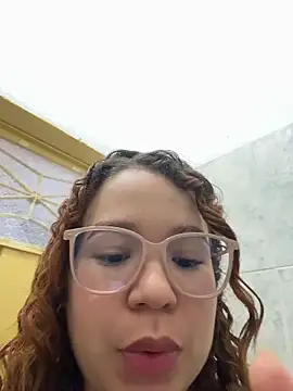 Lucyklein2022 online show from 02.01.26