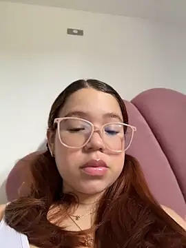 Snapshot of Lucyklein2022 chatting on 07.21.26 Lucyklein2022 online show from 07.21.26