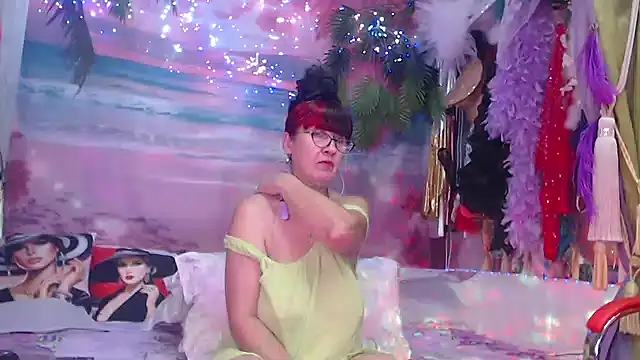 NightOrhideya online show from 09.22.25