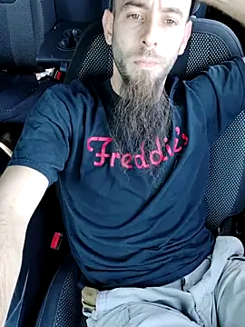 Snapshot of JohnnyFaster chatting on 10.05.25 JohnnyFaster online show from 10.05.25