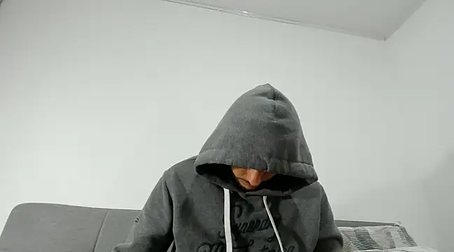 tuyo1995 online show from 12.11.24