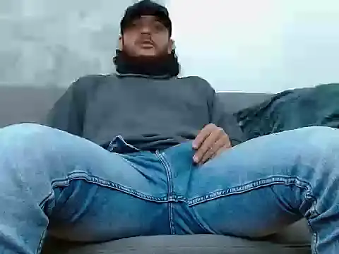 tuyo1995 online show from 10.01.25