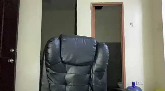 MeganTheRarest online show from 02.16.25