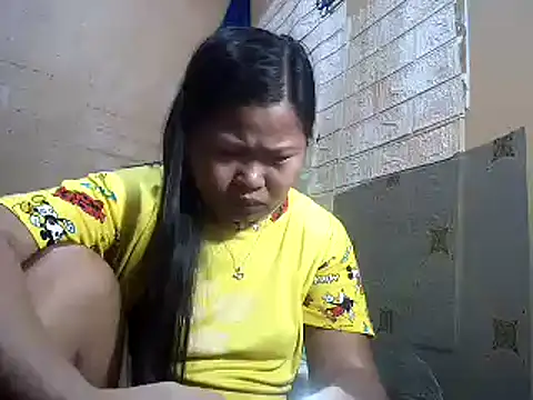 Snapshot of sweethotmom chatting on 02.18.25 sweethotmom online show from 02.18.25