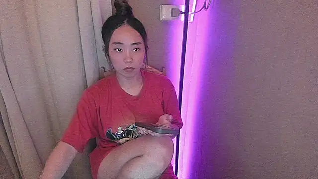 MissAyaCollins online show from 02.13.25