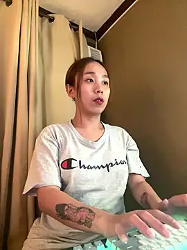 MissAyaCollins online show from 01.11.26