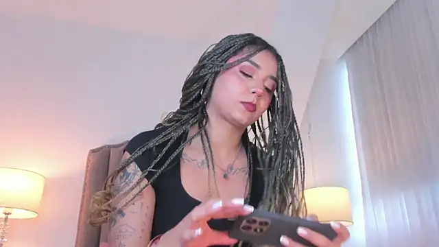 Emma Torres   online show from 02.24.26