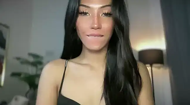 Bella Gordon online show from 02.22.25