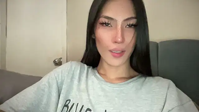 Bella Gordon online show from 09.21.25