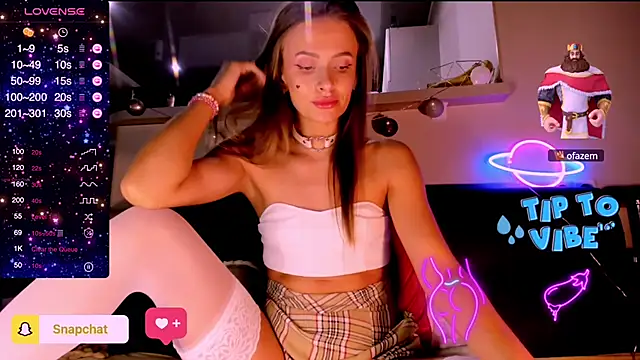 Snapshot of madina_taher chatting on 02.10.25 madina taher online show from 02.10.25