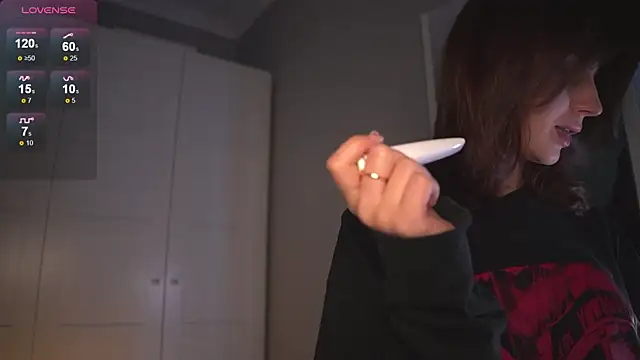 -JuicyMolly- online show from 02.17.26