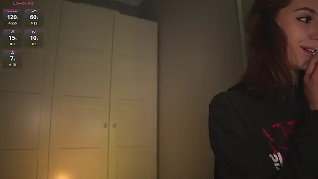 -JuicyMolly- online show from 03.15.26