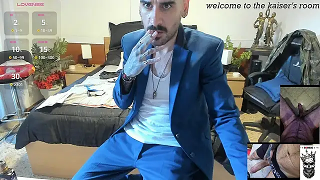 kaiser679  online show from 12.13.25