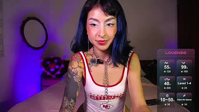 Cinamoonn online show from 02.12.25