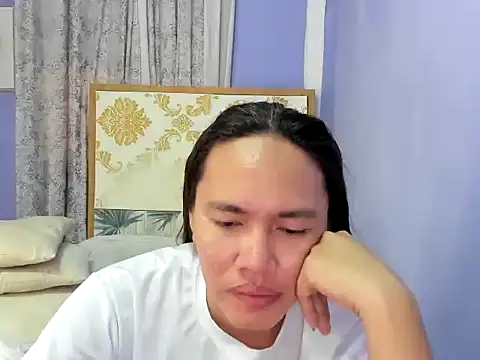 lady kim boner online show from 10.15.25