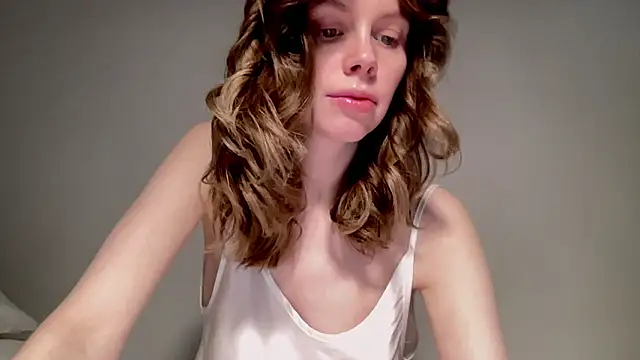 Nikki Mimimi online show from 12.14.24