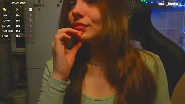  D Love  online show from 01.25.25