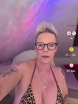 Snapshot of German_Milf chatting on 05.03.26 German Milf online show from 05.03.26