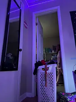 Cutiepiespanks online show from 12.18.25