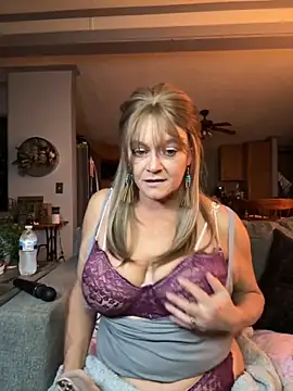 cowgirlc online show from 11.02.25