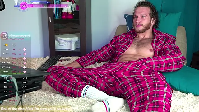 Snapshot of VIktorSecret chatting on 01.19.25 VIktorSecret online show from 01.19.25