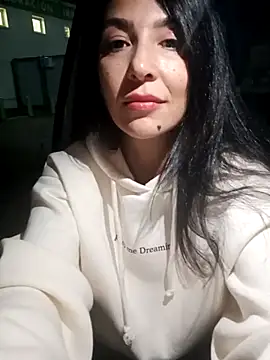 Cataleya80 online show from 10.13.25