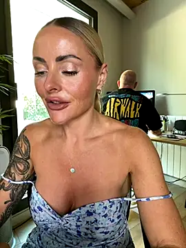 EmaSalis online show from 09.11.25