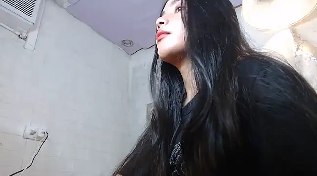 Snapshot of Urbabygirl_jenny chatting on 02.28.25 Urbabygirl jenny online show from 02.28.25