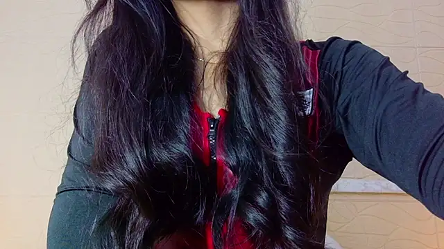 Snapshot of Sweet_baby_hellen chatting on 10.29.25 Sweet baby hellen online show from 10.29.25