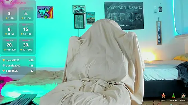 Snapshot of RyanCarter_ chatting on 01.15.25 RyanCarter  online show from 01.15.25