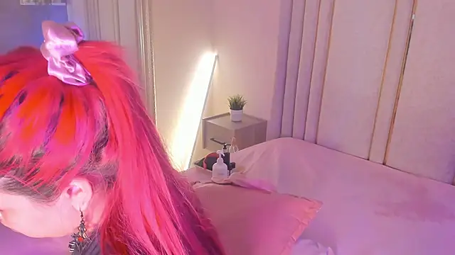 Saekohofman online show from 12.04.25