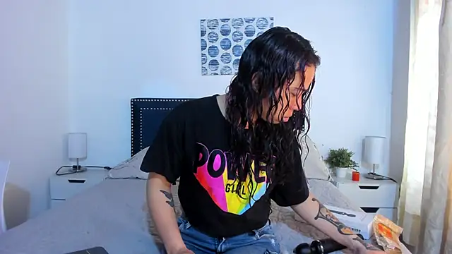 ZulyMichels online show from 11.18.25