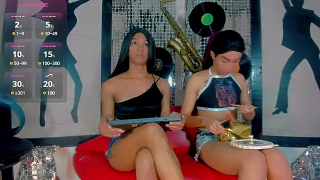 nickyminach  online show from 02.12.25